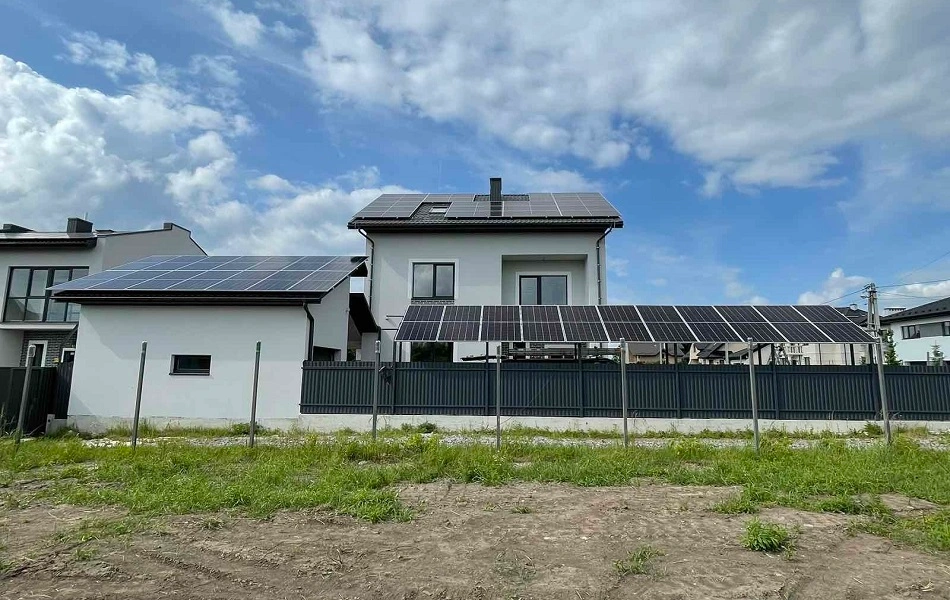 СЕС у с Комарів, Львівська обл321